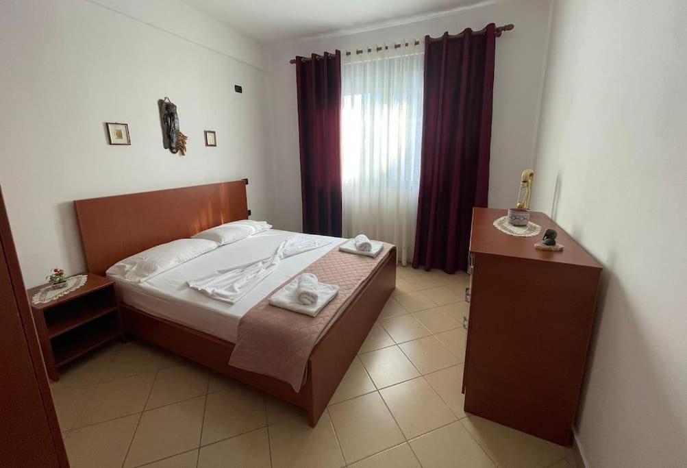 Sea View Apartment In Vlorë Eksteriør billede
